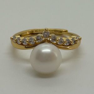 8mm White Freshwater Pearl Gold Plated Adjustable Ring